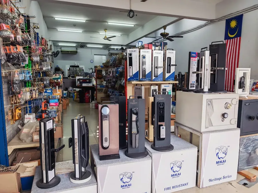 Mr Lee Locksmith — safe box sales and service